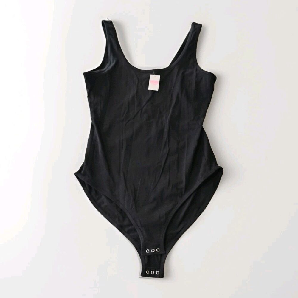 Victoria's Secret PINK Bodysuit NWT Black Logo Medium Tank Scoop Neck Snap Close
